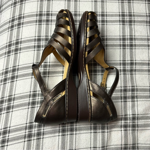 Softspots Bronze Leather Higby 1’ Lightweight Pillow Top Platform Sandal NIB 10W - Picture 8 of 14